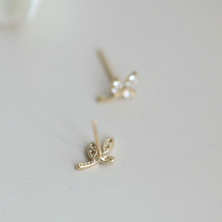 Title 5, Silver Zircon Small Leaf Mini Leaf Shaped Earrings