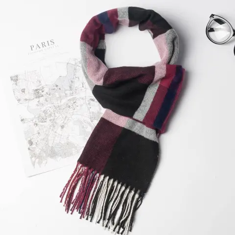Stylish and Versatile Men's Plaid Warm Scarf