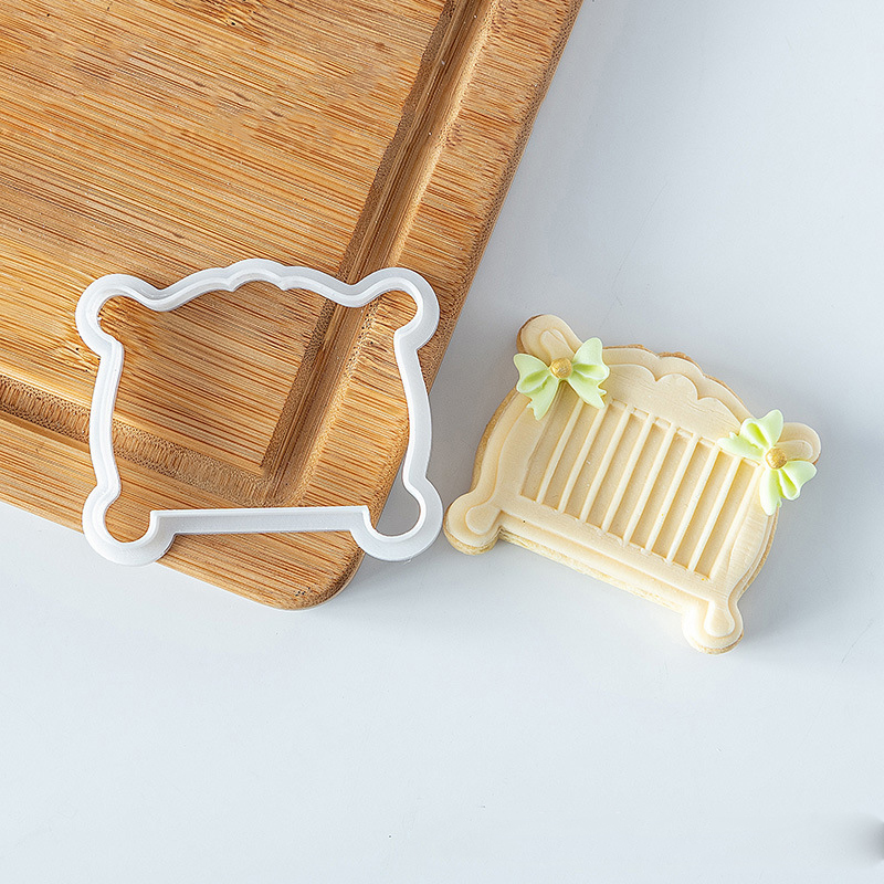 Title 4, Household Simple Cartoon Fondant Biscuit Cutter