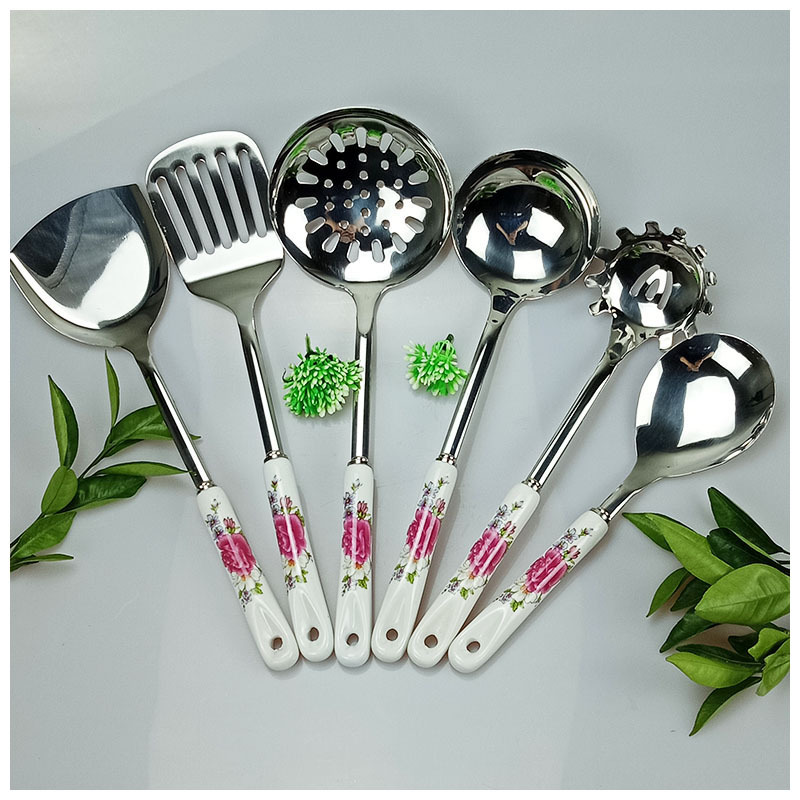 Title 6, Seven-piece anti-scalding spatula and scoop