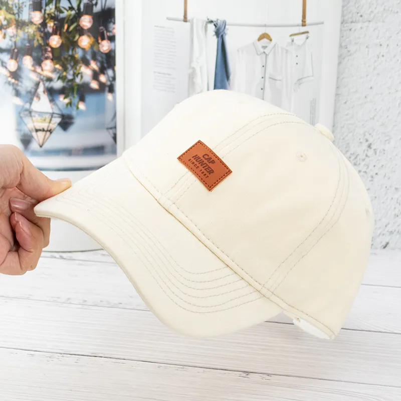 Men's And Women's Fashionable And Simple Cotton Soft Top Baseball Hat - Beige