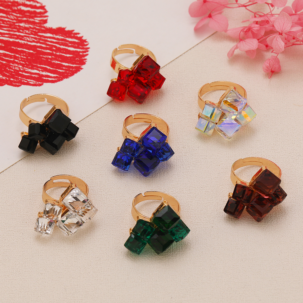 1PC Women's Fashion Statement Ring Creative Elegant Magic 3D Cube Crystal Embedded Index... thumbnail 1