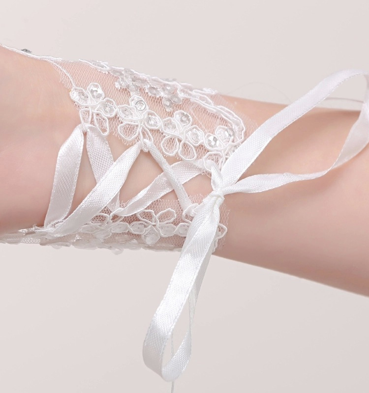 Title 4, Bridal Wedding Lace Gloves Short Open Finger