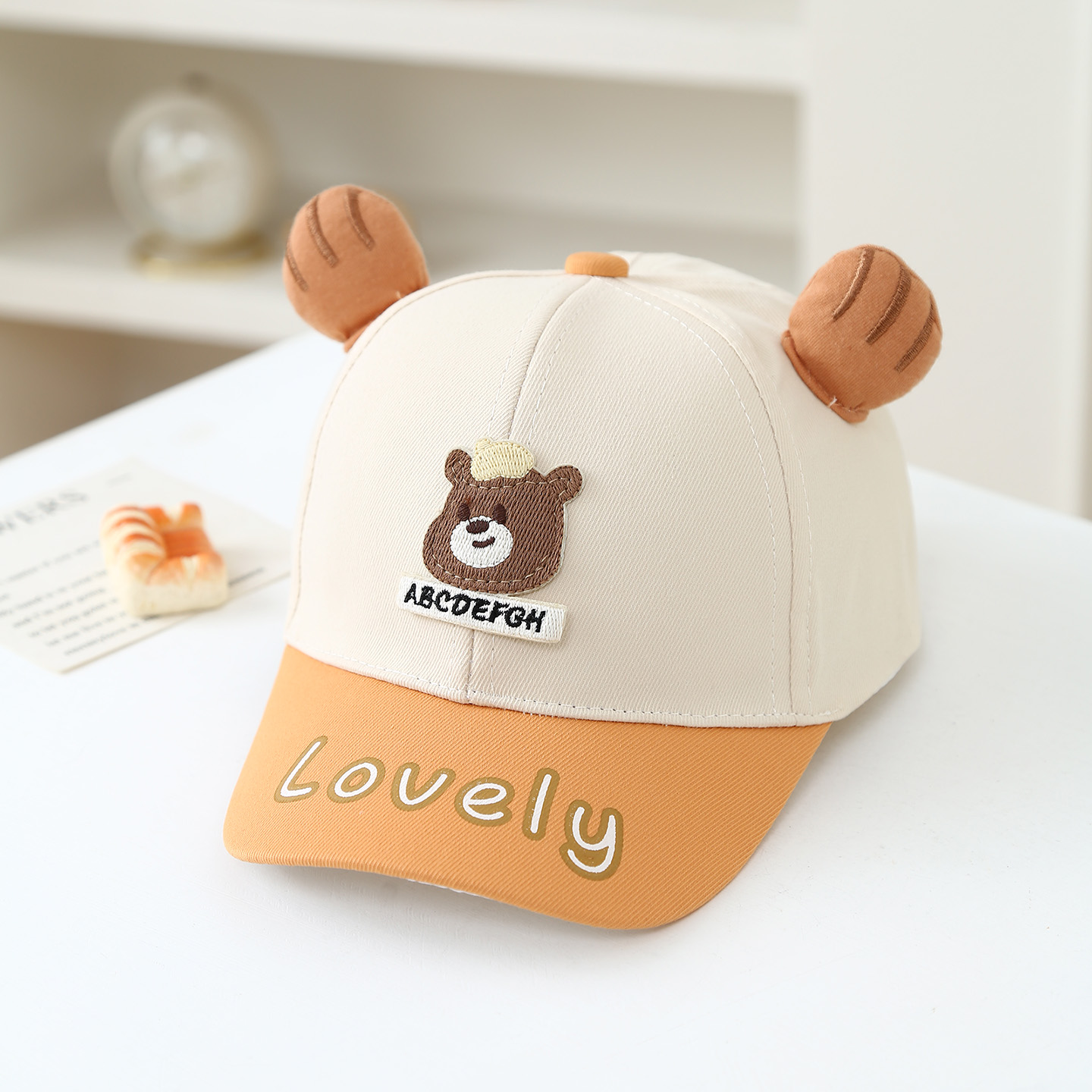 New Boys And Girls' Baseball Caps Featuring Cartoon Teddy Bear In Multi-color With Lettered Brim For Outdoor Sun Protection And Shade.