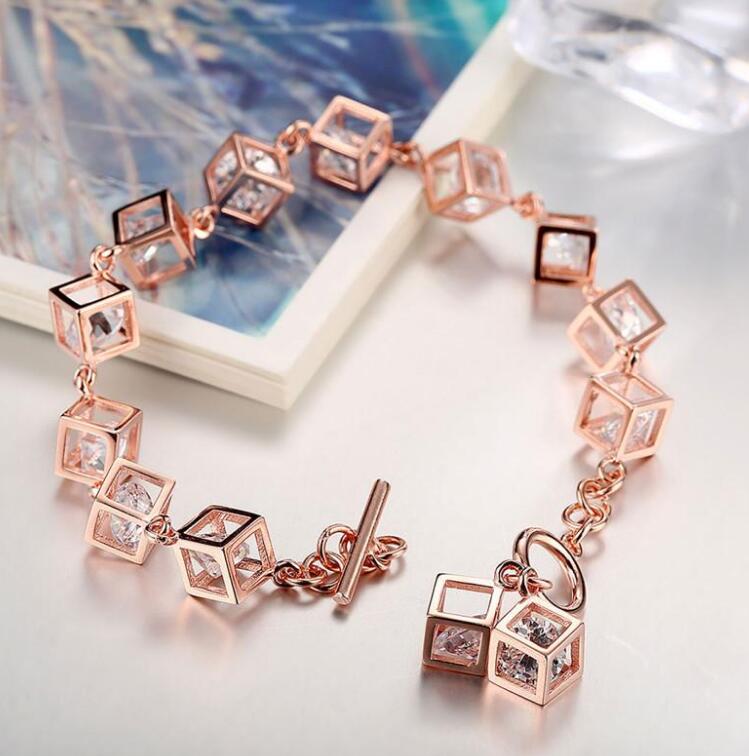 Three-dimensional square copper gold zircon bracelet Korean version of the best selling electroplated white gold jewelry Zircon TO buckle bracelet