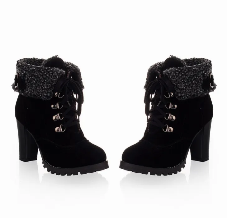 High-heeled scrub short boots - Black