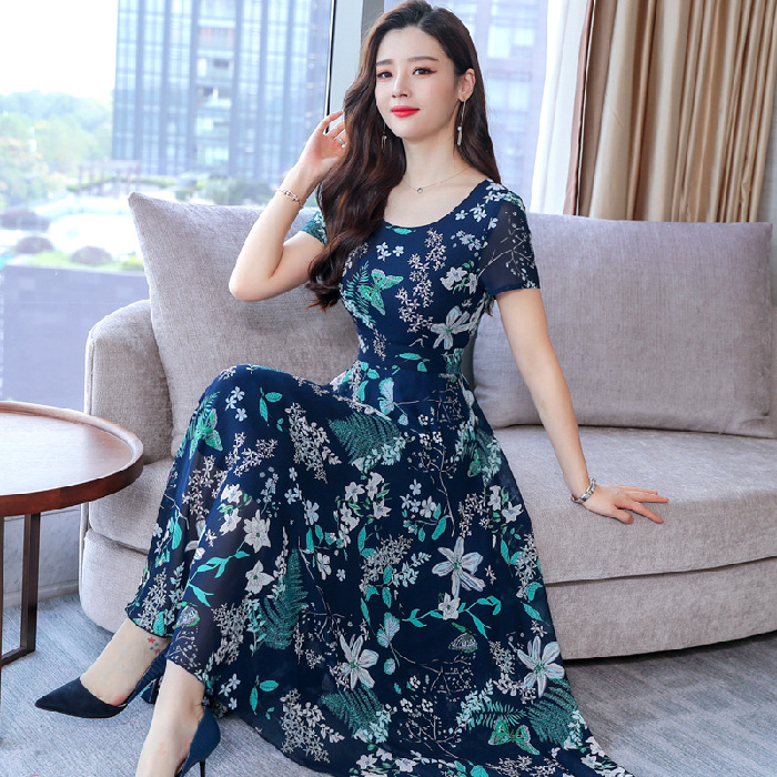 Temperament Was Thin Floral Round Neck Large Swing Skirt Korean Version