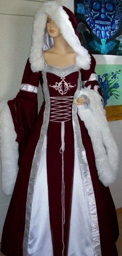 Classic Renaissance Hooded Flared Sleeve Dress - Picture 2 of 5