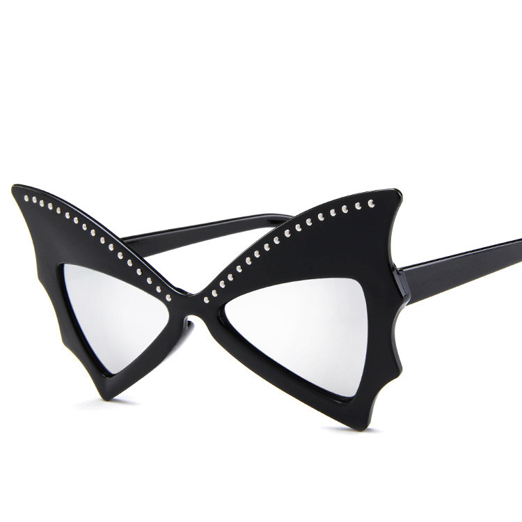 Title 1, Studded bat sunglasses