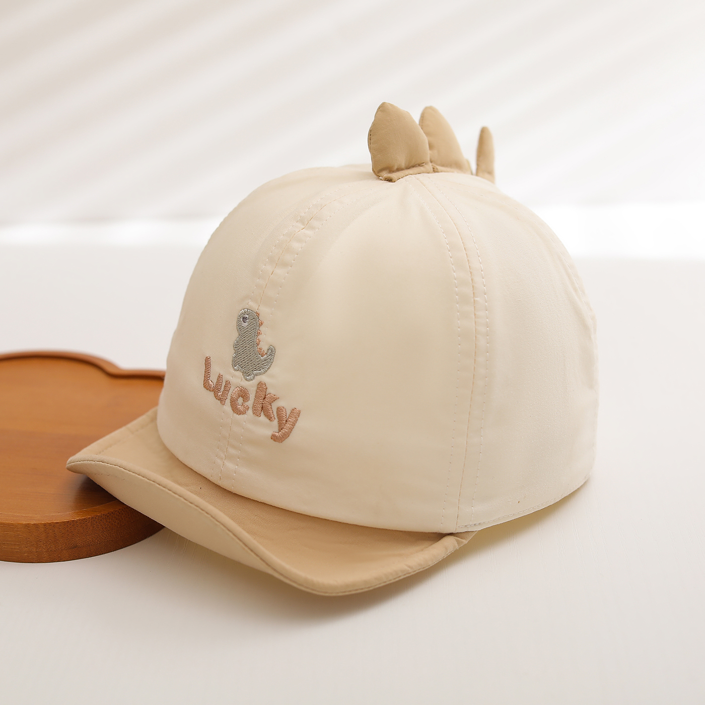 Lucky Embroidered Baby Dinosaur Baseball Cap - 3D Dinosaur Soft Brimmed Baseball Cap - Lightweight And Breathable Sun Hat