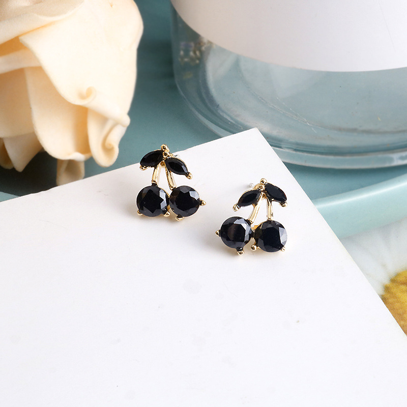 Cute deals black earrings