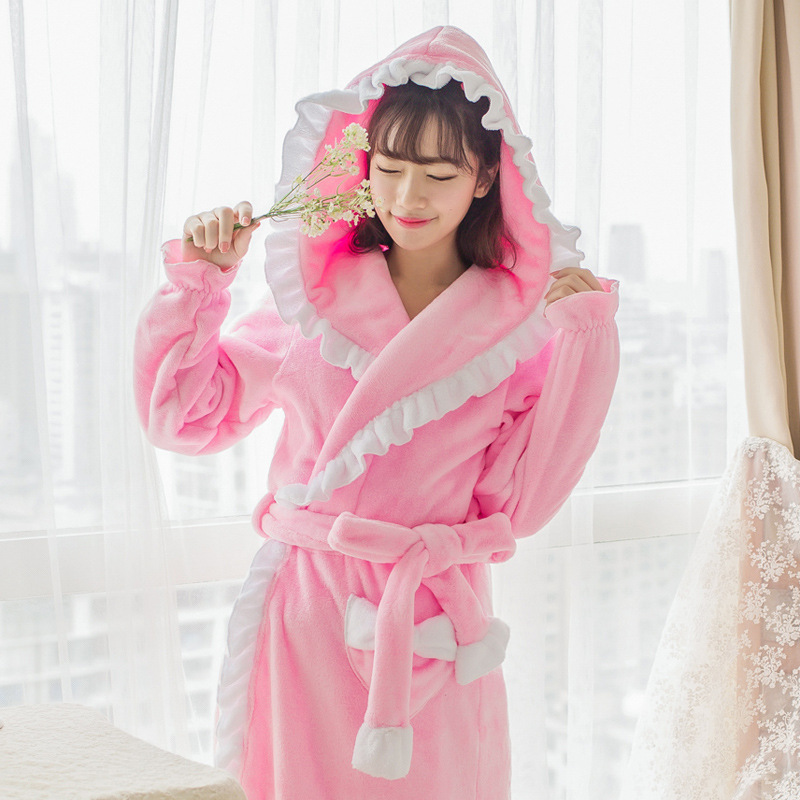 Hooded white lace pink