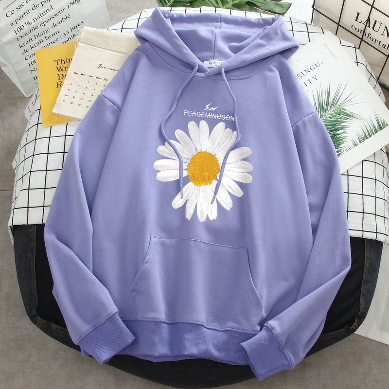 Title 6, new thin super fire Little Daisy hooded sweate...