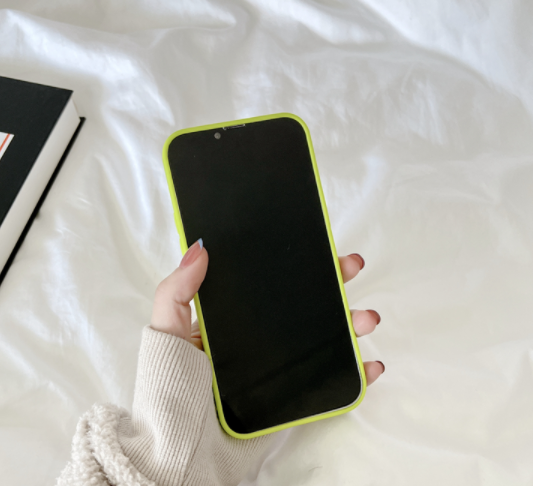 Individual Fluorescent Color Is Suitable For Drape Simplicity - Image 3