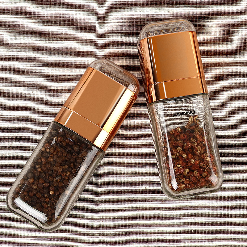 Title 7, Manual pepper grinder