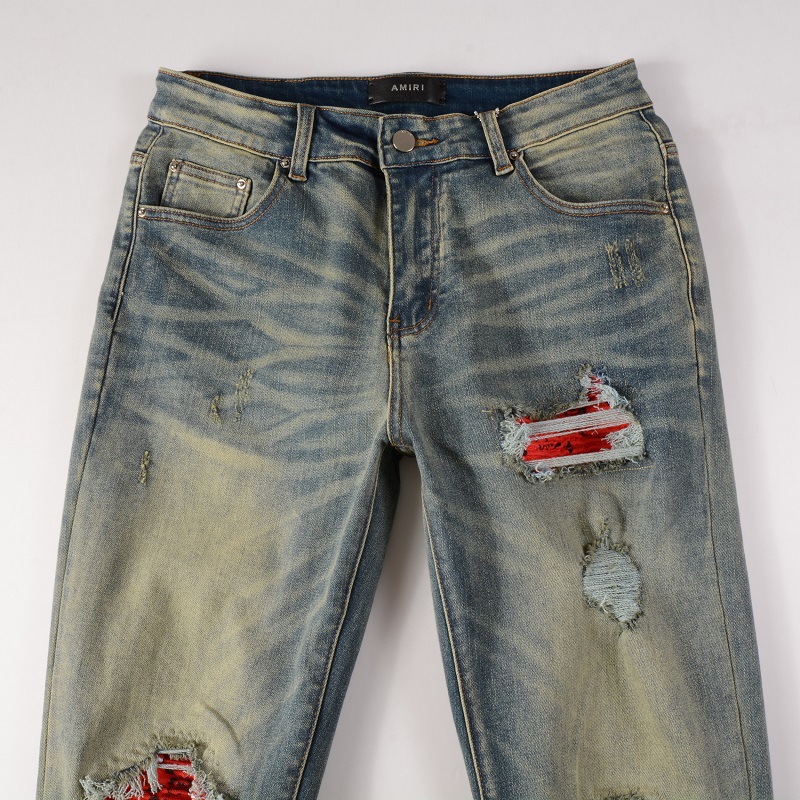 Title 6, Herren Jeans mit Falten und Farbkontrast. Beque...