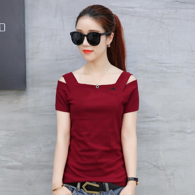 Title 2, One Line Collar Loose And Thin Off-shoulder Com...