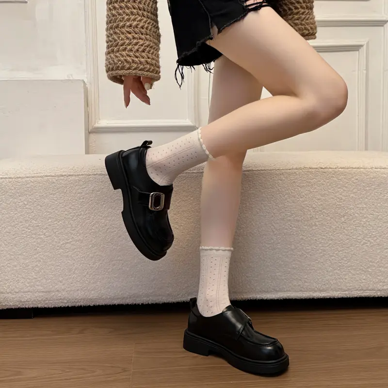 Women Preppy JK Uniform Single Square Metal Buckle Platform Loafers, Round Toe Chunky Thick Sole Vintage Glossy Leather Casual Student Daily Walking Shoes Black