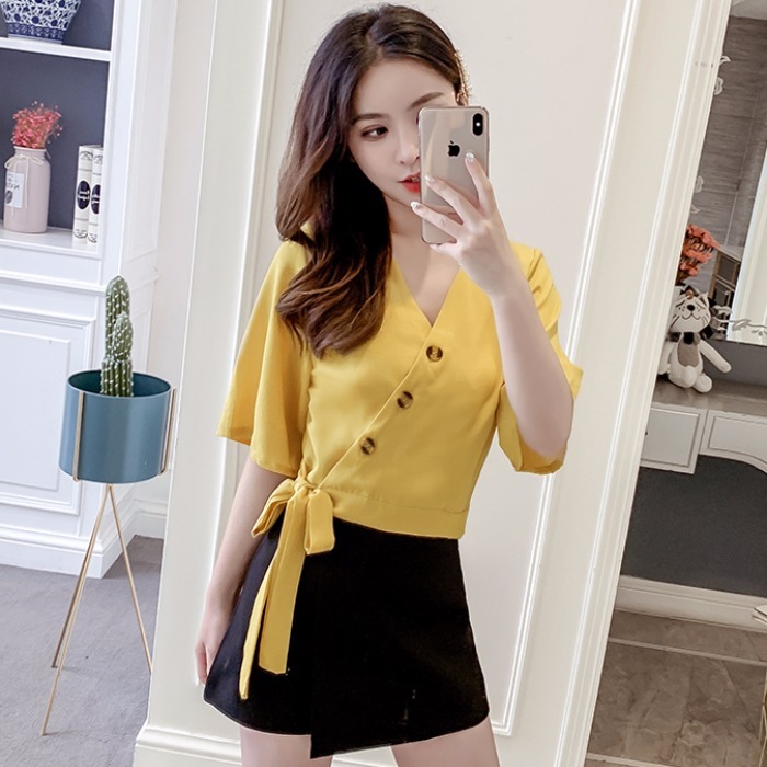 Irregular Oblique Button V-neck Short-sleeved Top