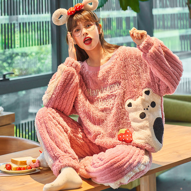 Women's Winter Thickened Flannel Long Pajamas
