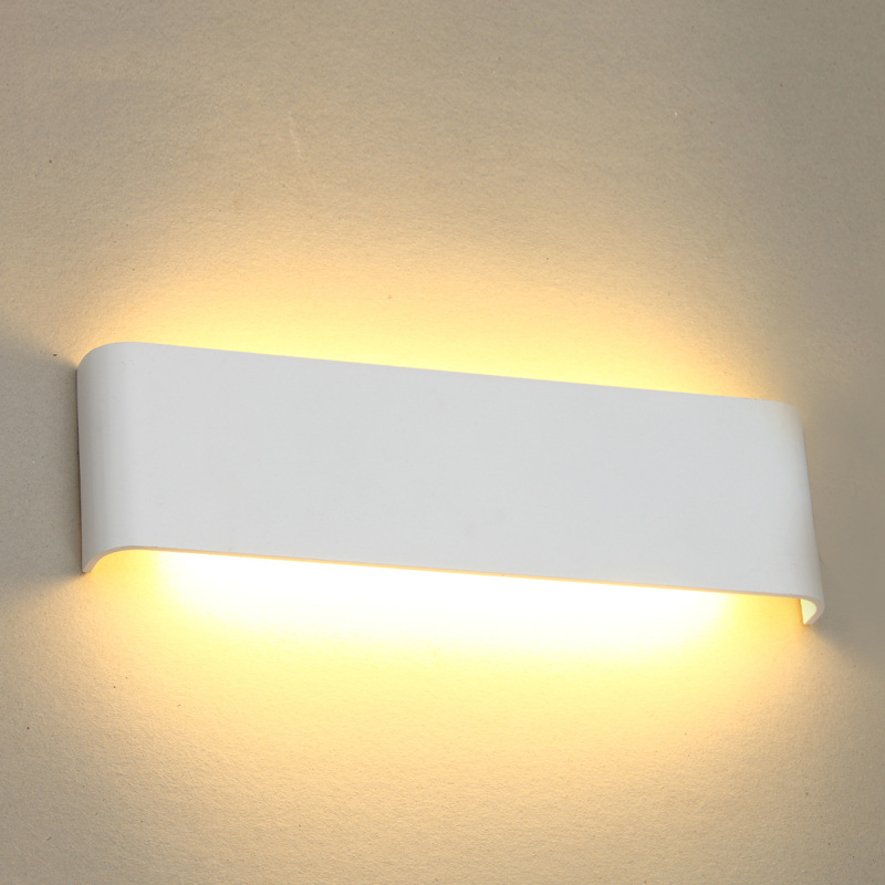 Title 5, Moderna minimalistička zidna lampa Elegantno os...