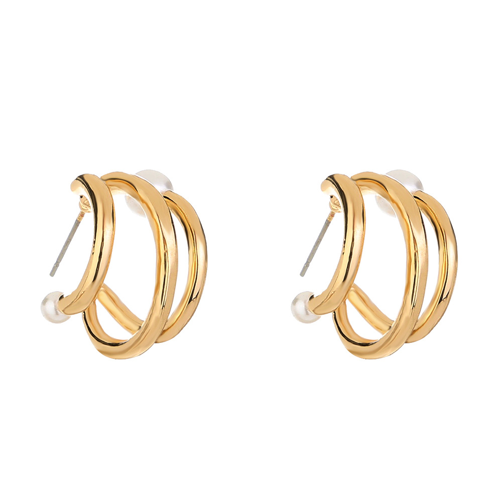 Superimposed Circle Baroque Pearl C-shaped Earrings Metal Ladies Earrings