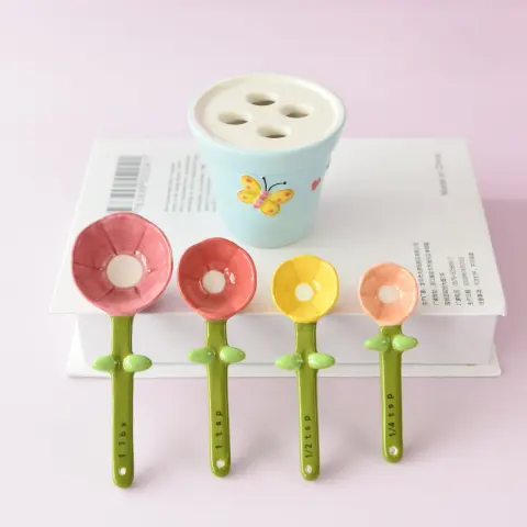 Cute Butterfly Flower Spoon Baking Scale Petal Measuring