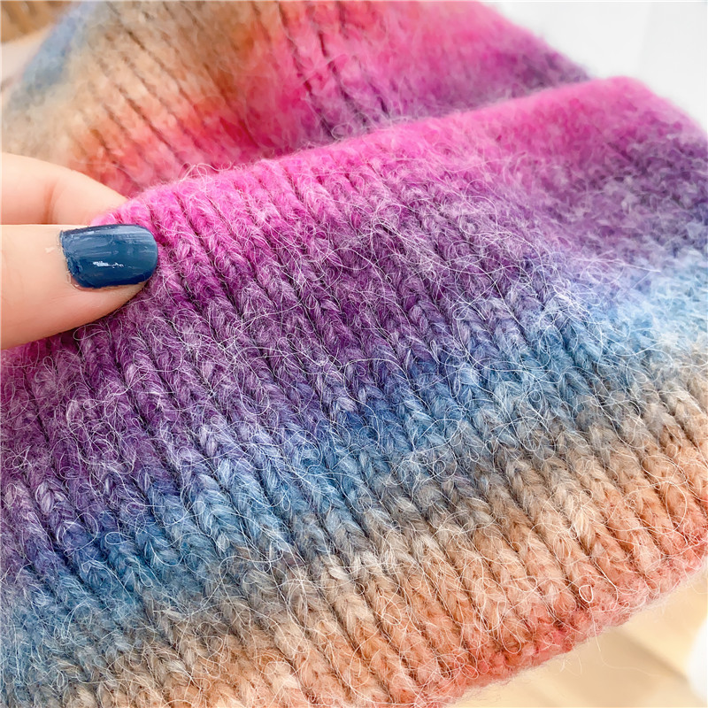 Women's  Knitted Hat With Good Hand Feel In Winter