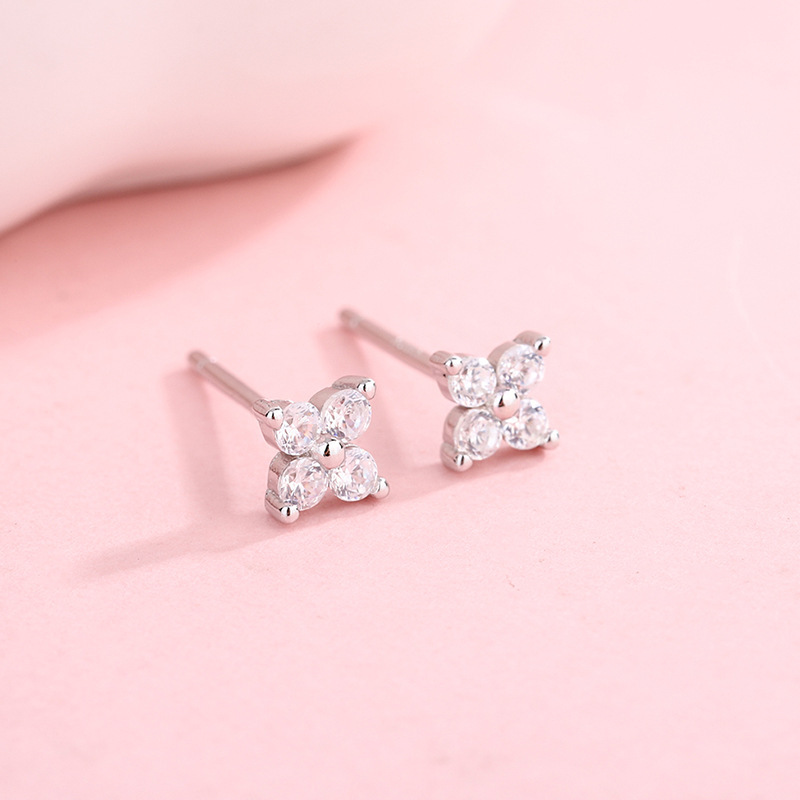 Sweet Flower Zircon Earrings Small Super Fairy Ear Bone Studs