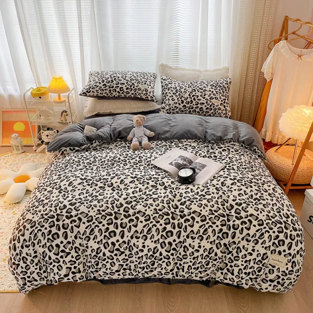 Four piece Cotton Crystal Velvet Bed Bag For Autumn And Winter 4 Style - Shop at LoveMi