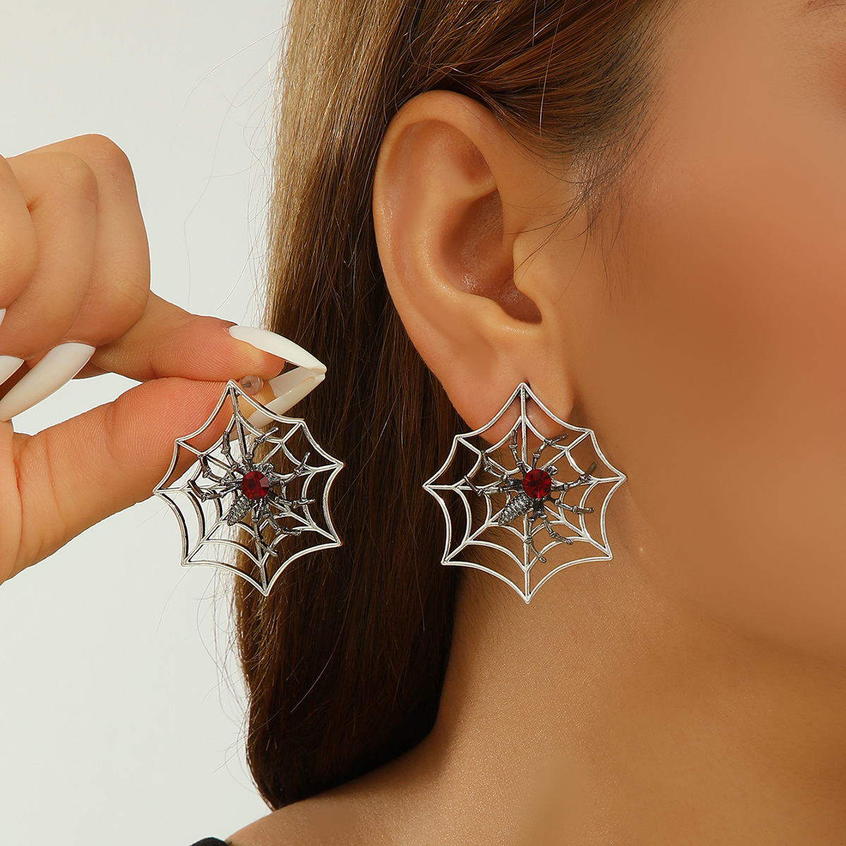 Spider nightclub exaggerated spider earrings (silver)