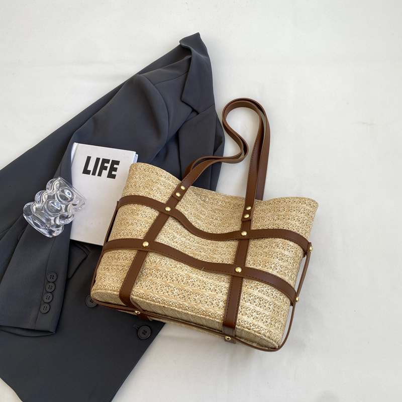 Title 7, Summer New Shopping One-shoulder Knitted Beach Bag