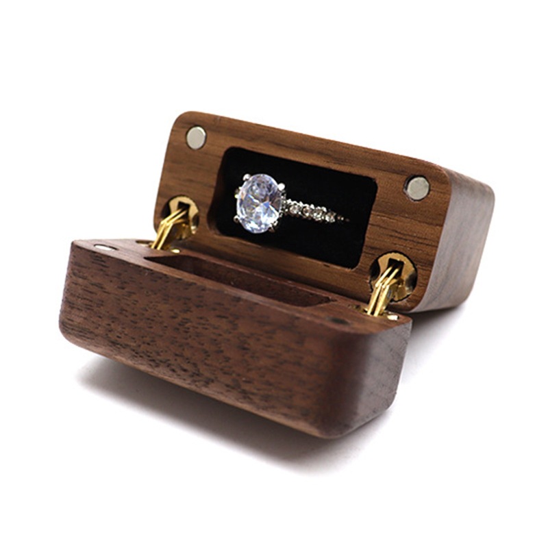 Walnut Ring Box Magnet Lighter Earring Studs Women's Mini Travel Storage Trinkets — foto 5