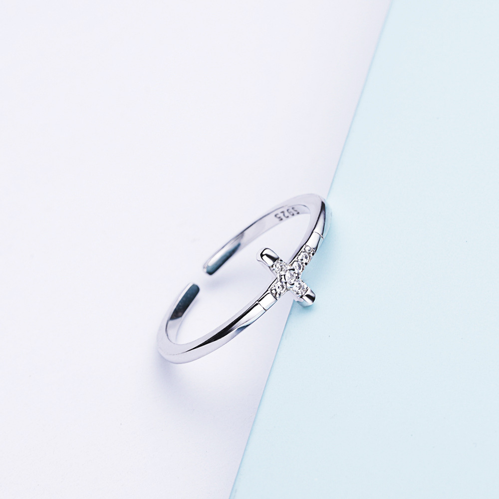 Female Fashion Personality Cross Ring