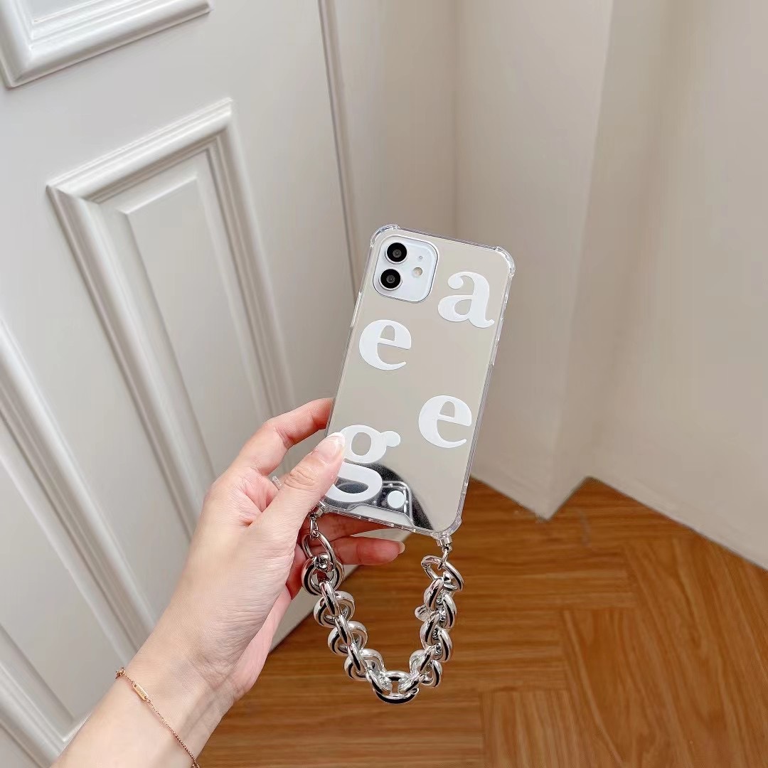 Funda para celular con espejo y cadena