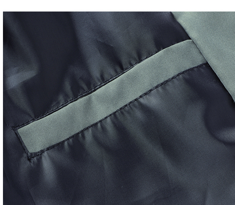 Hooded Coats Are Sporty And Loose To Fit The