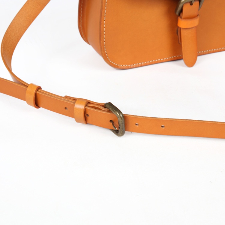 Full-grain Leather Crossbody Bag