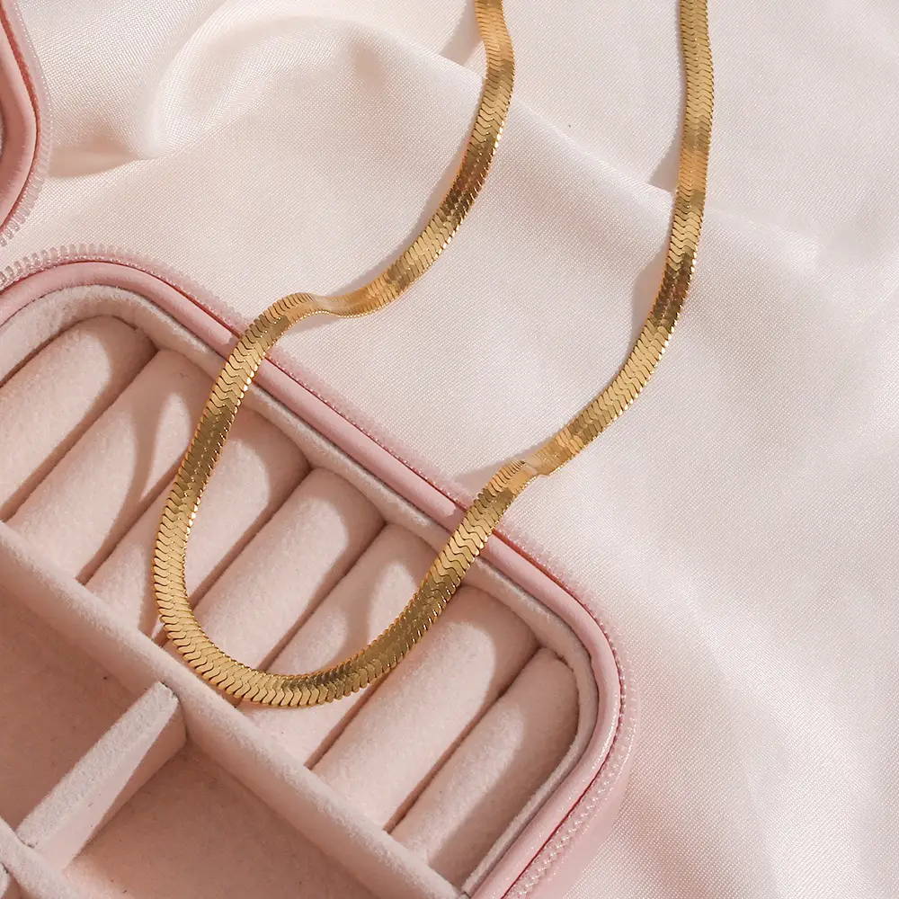 Women's Simple Stainless Steel Gold Plated Snake Chain