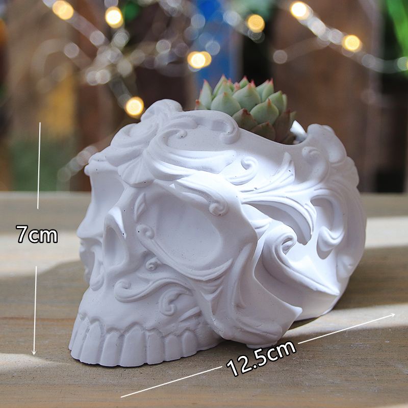 Epoxy storage box ornament mould (faceted skull mould)