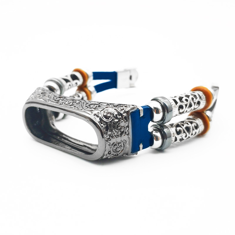 Vintage Leather Strap Carved Protective Case