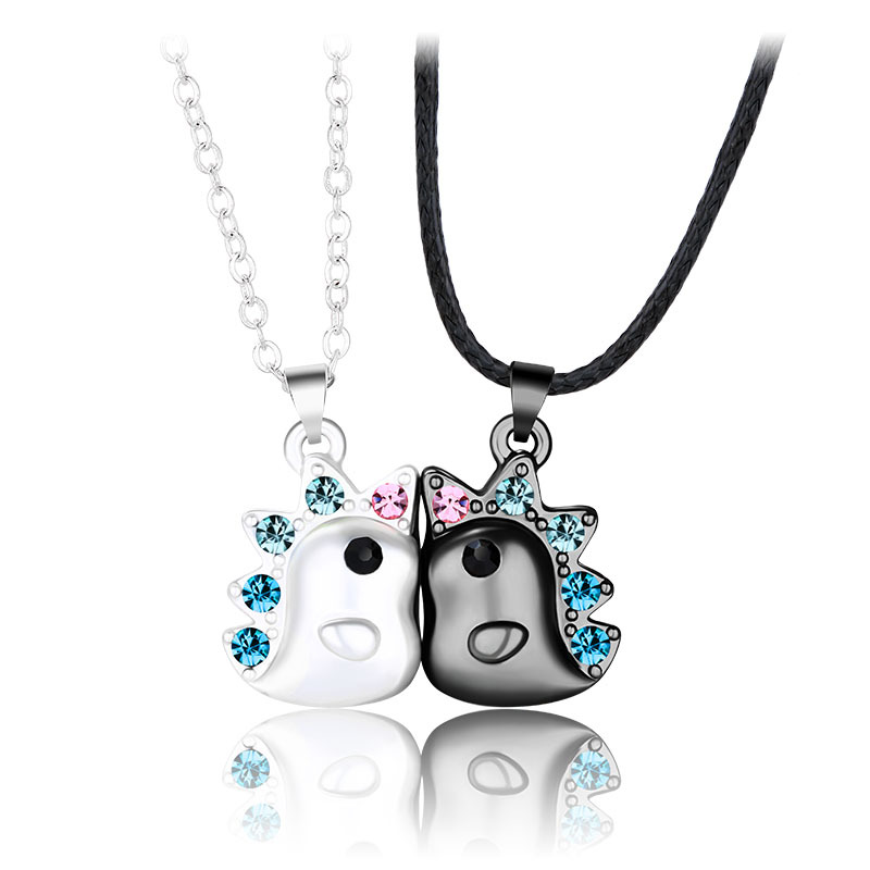 Couples European And American Style Three-dimensional Effect Magnetite Necklace