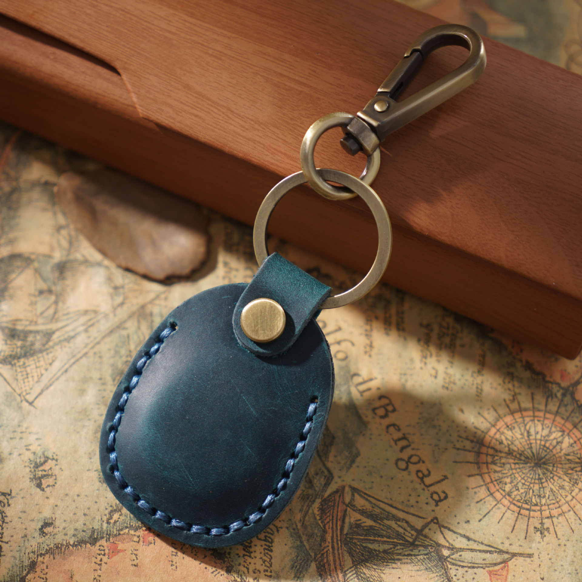 Induction Card Bag Hand-sewn Leather Pendant