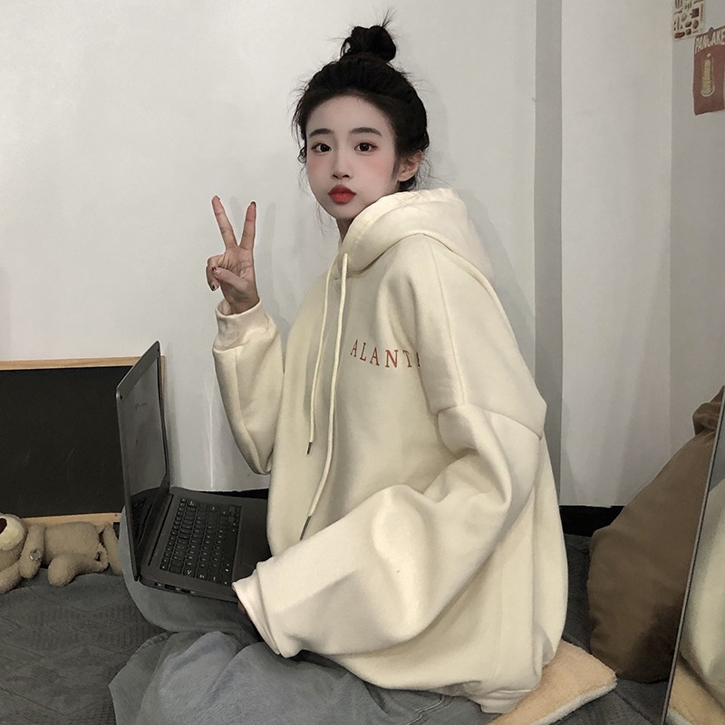 Women's Loose Fitting Hooded Sweater With Fleece Top