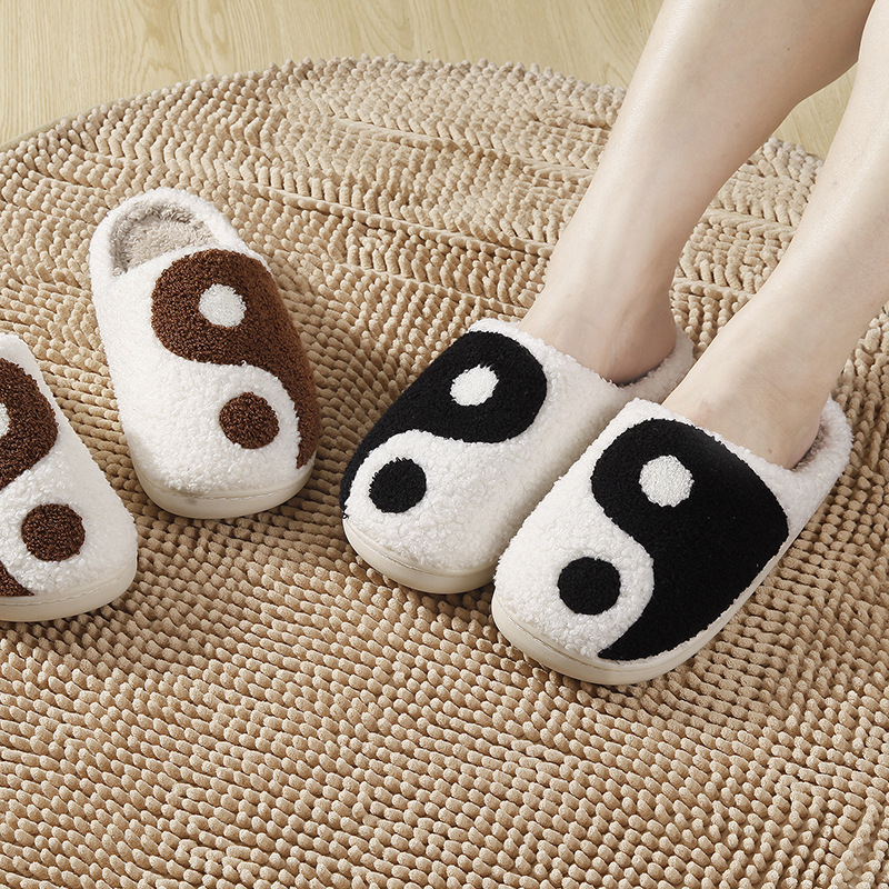 Comfortable Home Taiji Cartoon Thermal Cotton Slippers