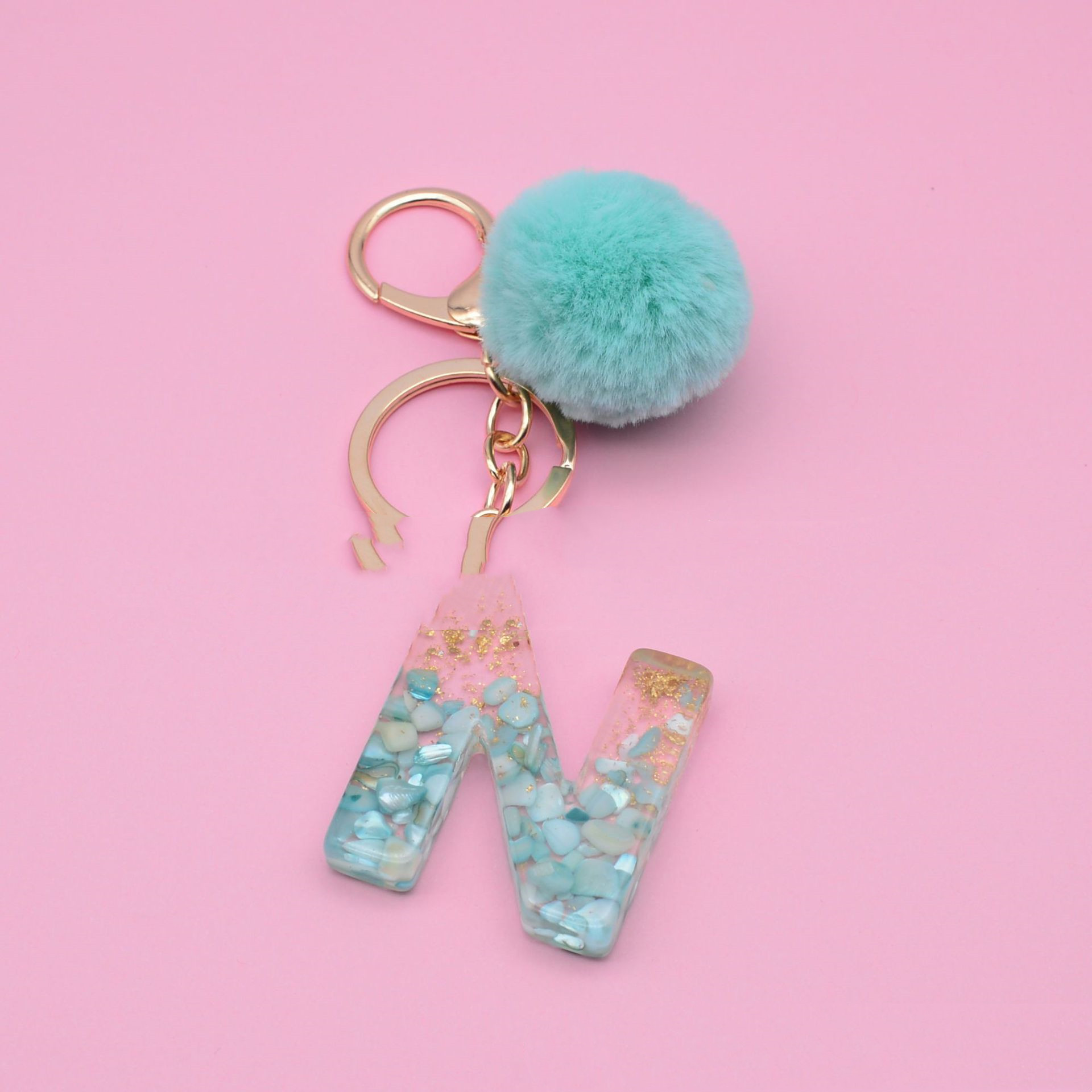26 English Alphabet Keychains, Green Shell And Gold Foil Epoxy Bag Key Pendant