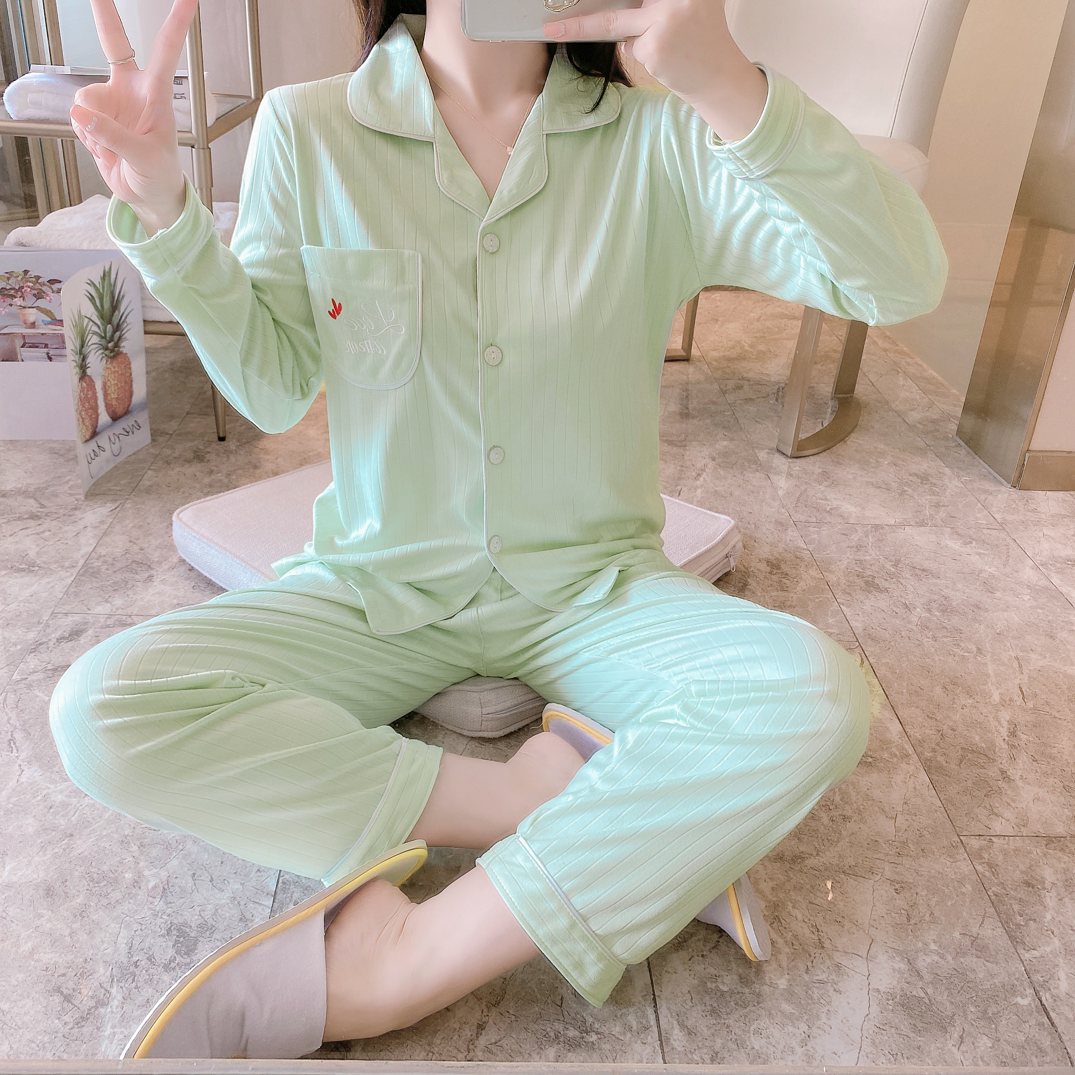 Title 10, Two-piece pajamas with pure cotton buttons