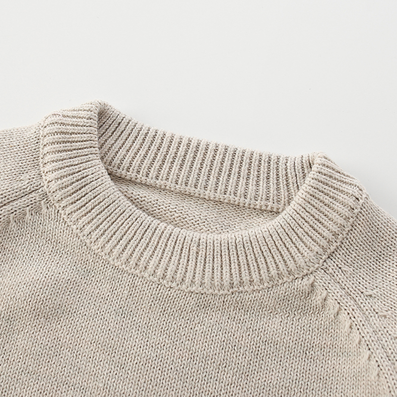 Girls' Fashion Embroidery Round Neck Warm Pullover Sweater