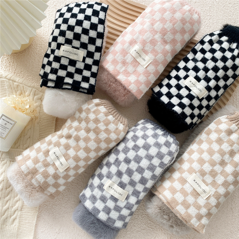 Women's Thickened Warm Plaid Plush Scarf