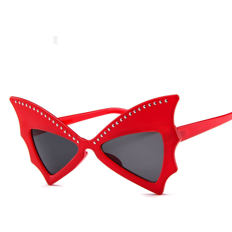 Title 4, Studded bat sunglasses