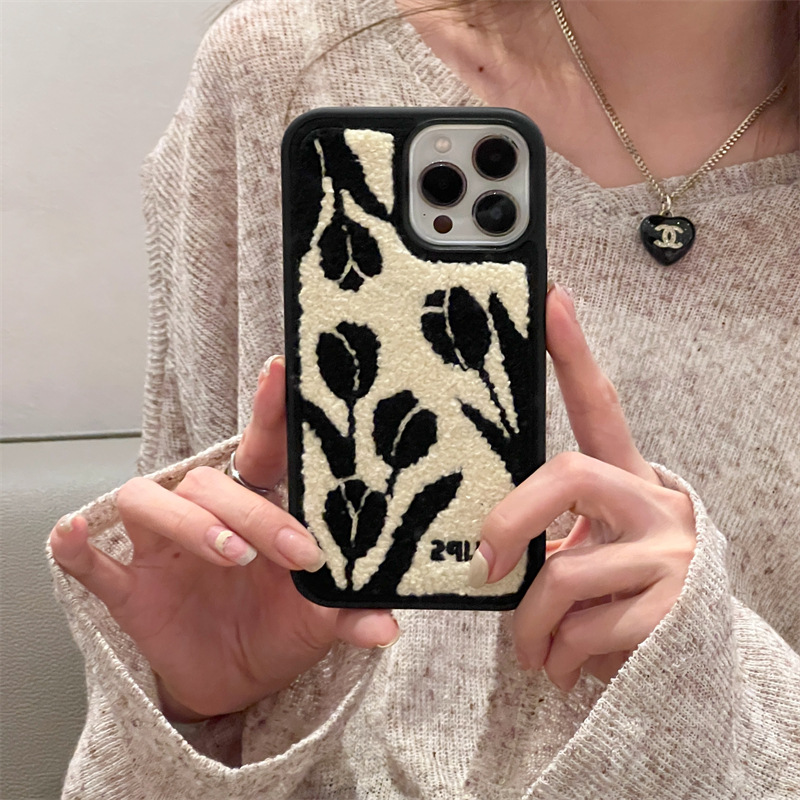Towel Embroidered Tulip Vintage Mobile Phone Shell - Image 2
